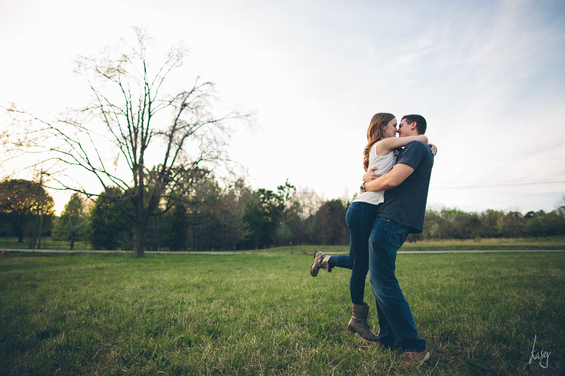 rustic laid-back wedding photographer, kasey loftin photography